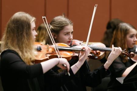 БФ «Синара» поддержал уникальный юношеский конкурс скрипачей «ДеМЮКС»-2019